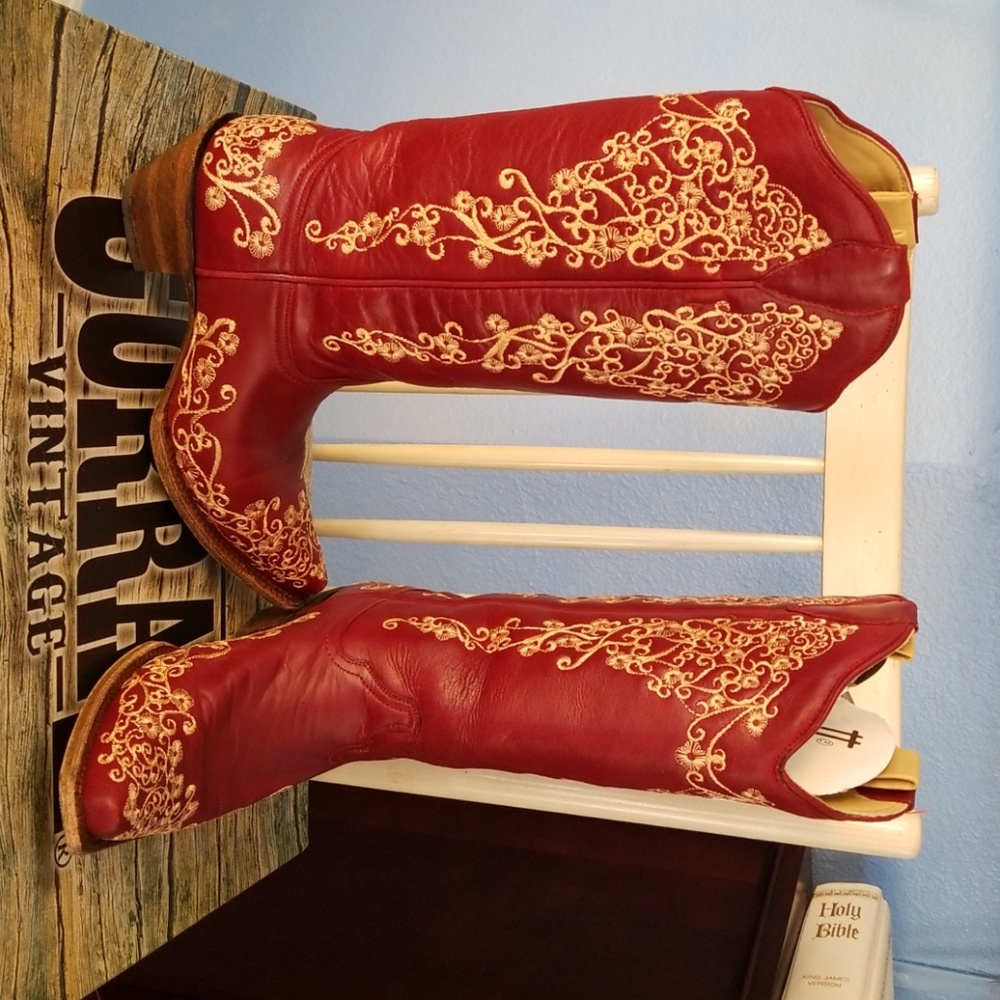 Corral vintage cowgirl boots.